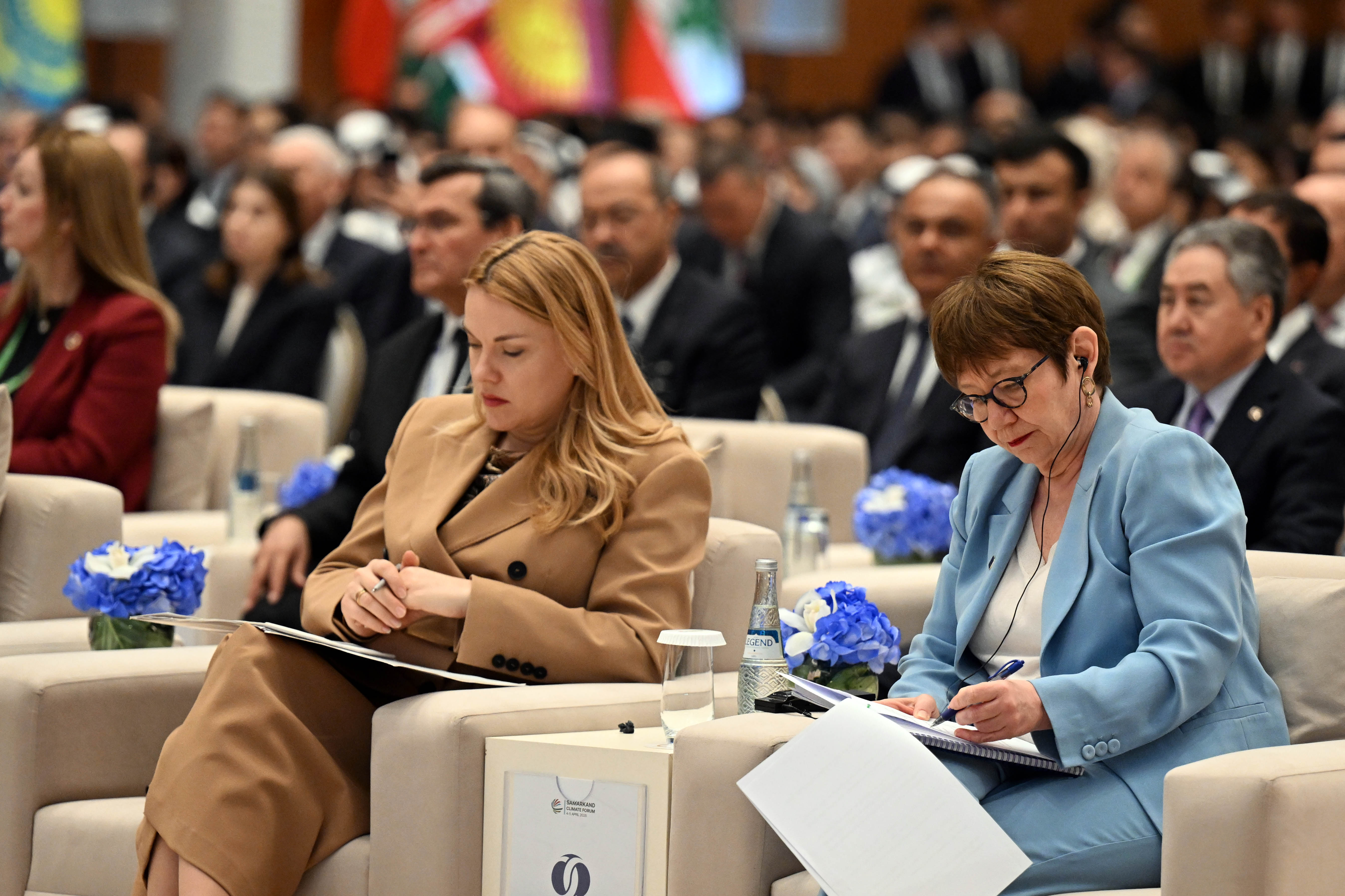 Президент Садыр Жапаров принял участие в международном форуме «Центральная Азия перед лицом глобальных климатических угроз: солидарность ради общего процветания» - Изображение 6