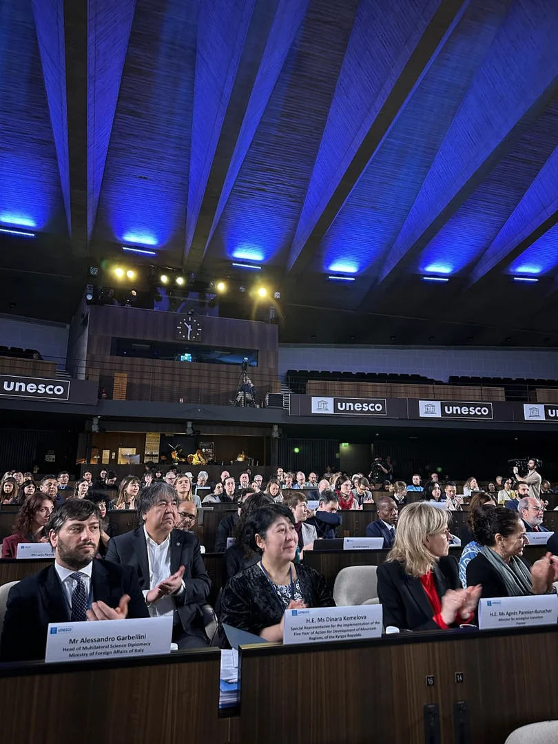 Кыргызская делегация приняла участие в мероприятиях ЮНЕСКО по ледникам и воде - Изображение 4